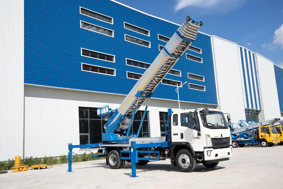 重庆小型云梯车上料车租赁多少钱