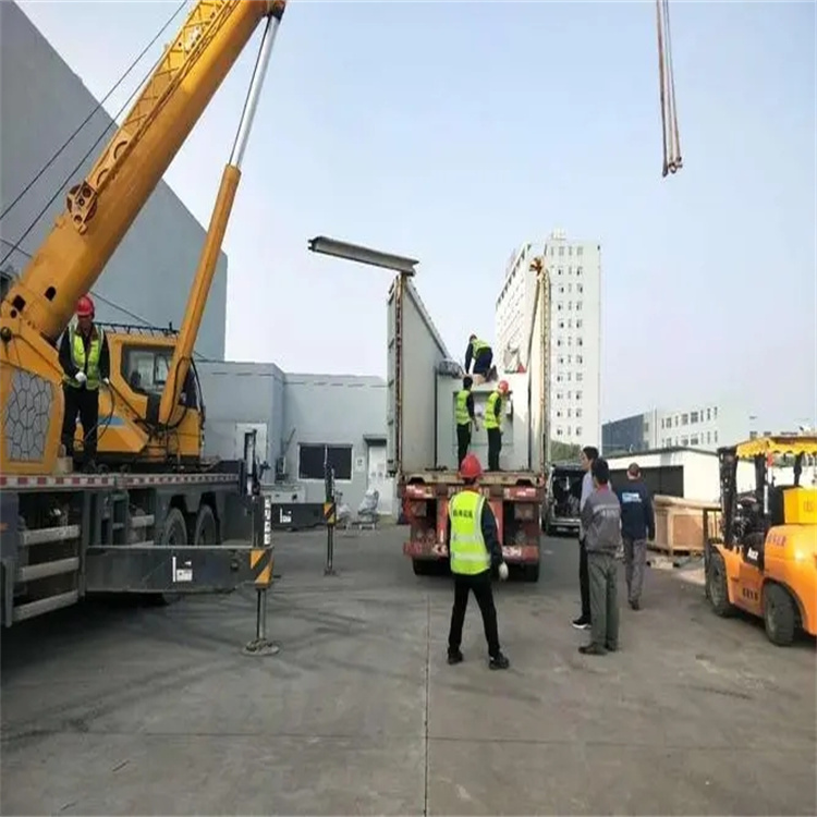 重庆如何找到附近的吊车救援服务