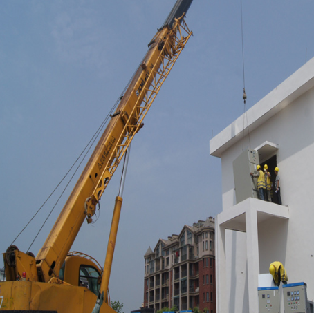 重庆工地急需50吨吊车出租？选租攻略与费用解析一次看懂